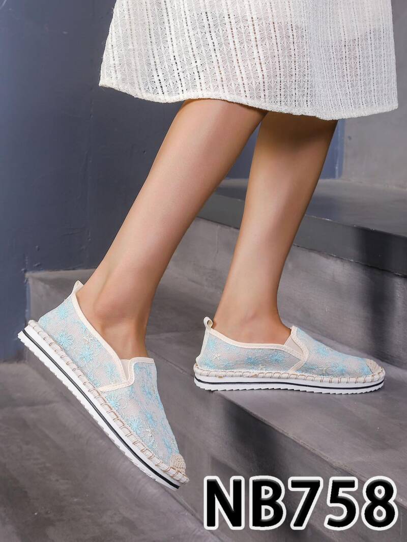 Balerinki/ Espadryle damskie Roz 36-41 / 12 par